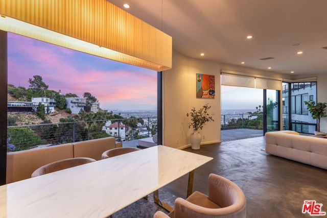 8634 Franklin Avenue, Los Angeles, CA 90069