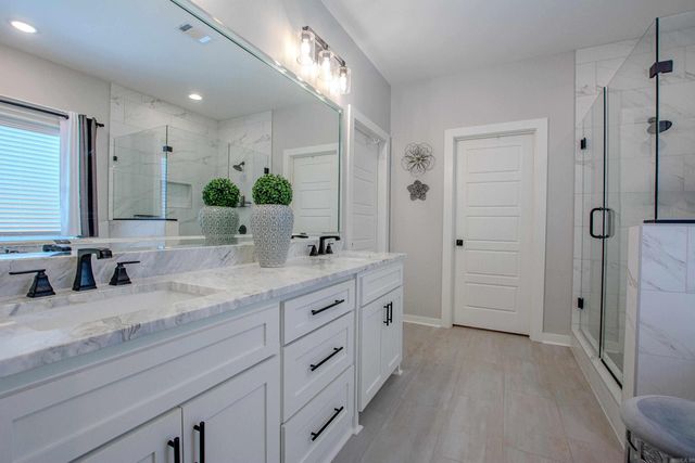 6043 Coral Ridge Drive, Alexander, AR 72002