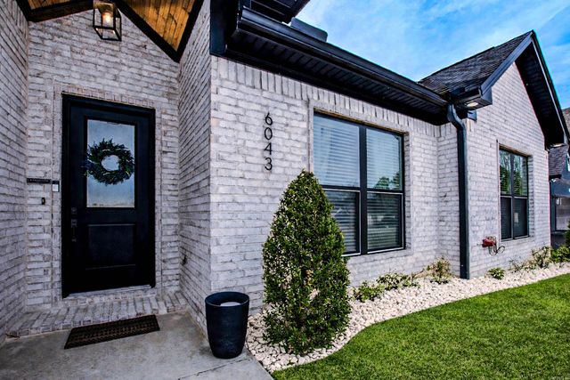 6043 Coral Ridge Drive, Alexander, AR 72002