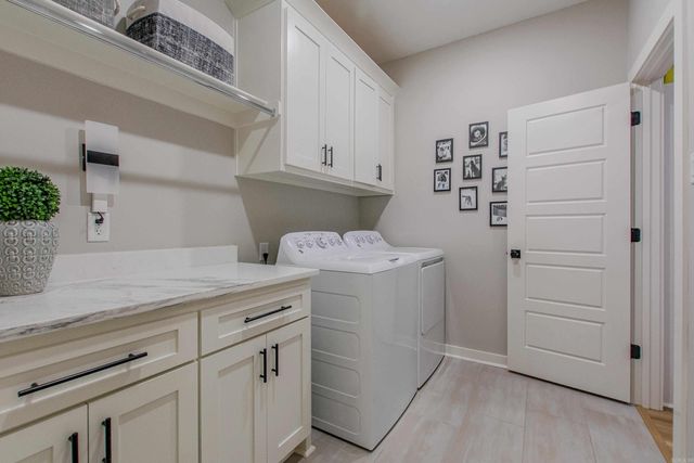 6043 Coral Ridge Drive, Alexander, AR 72002