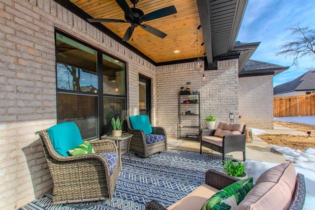 6043 Coral Ridge Drive, Alexander, AR 72002