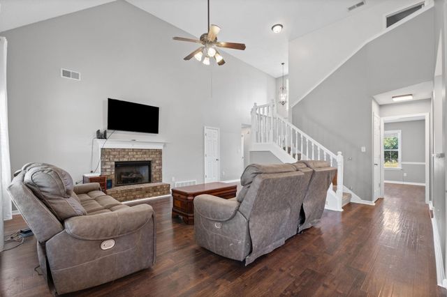 713 ELIZABETH DR, Atoka, TN 38004
