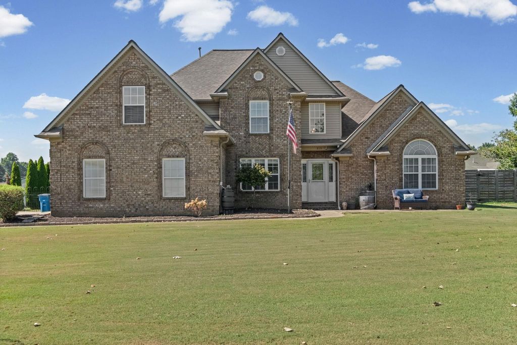713 ELIZABETH DR, Atoka, TN 38004