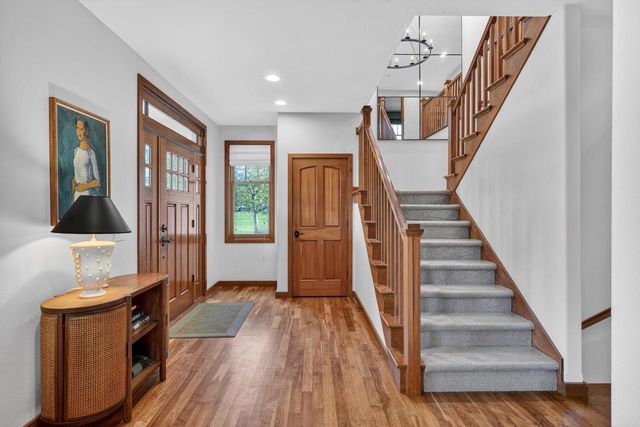 4691 Sunset Ridge Drive, Middleton, WI 53562