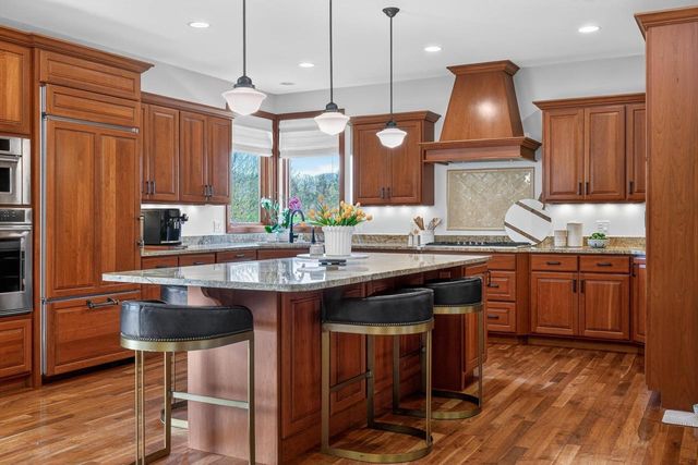 4691 Sunset Ridge Drive, Middleton, WI 53562