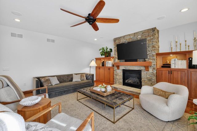4691 Sunset Ridge Drive, Middleton, WI 53562