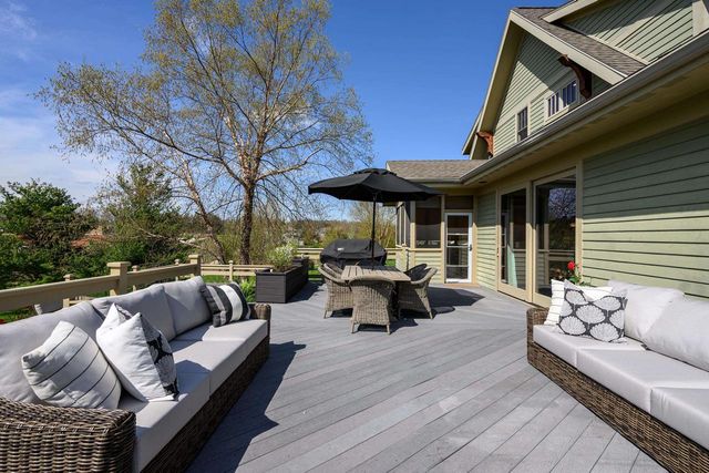 4691 Sunset Ridge Drive, Middleton, WI 53562