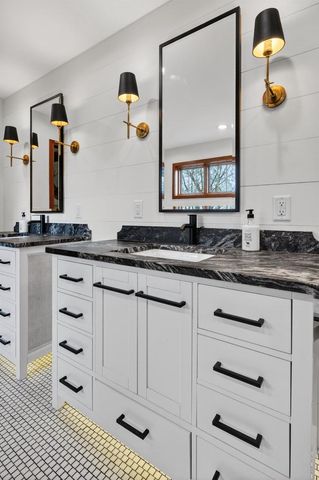 4691 Sunset Ridge Drive, Middleton, WI 53562