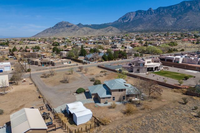 10550 SIGNAL Avenue NE, Albuquerque, NM 87122