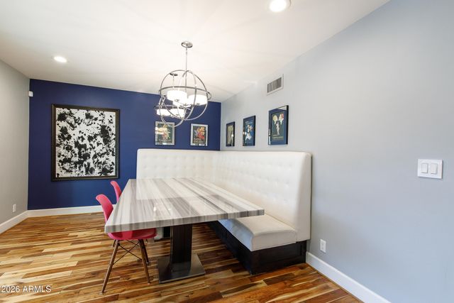 4825 E ONYX Avenue, Paradise Valley, AZ 85253