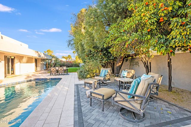 4825 E ONYX Avenue, Paradise Valley, AZ 85253