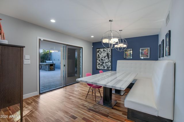 4825 E ONYX Avenue, Paradise Valley, AZ 85253