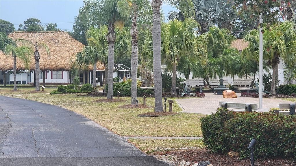 Image 18 of property listing at 157 N FIJI CIRCLE, Englewood, FL 34223