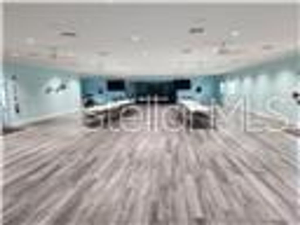 Image 52 of property listing at 157 N FIJI CIRCLE, Englewood, FL 34223