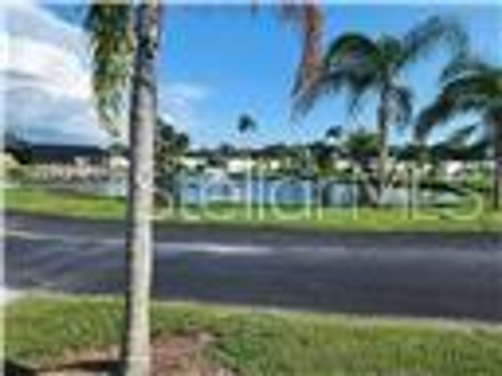 Image 53 of property listing at 157 N FIJI CIRCLE, Englewood, FL 34223