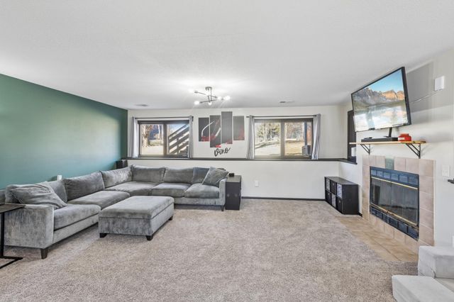 8247 Peony Lane N, Maple Grove, MN 55311