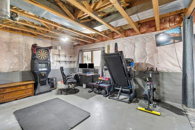 8247 Peony Lane N, Maple Grove, MN 55311