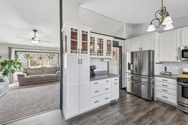 8247 Peony Lane N, Maple Grove, MN 55311