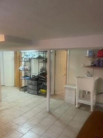 255 Neponset Valley Parkway, Boston, MA 02136