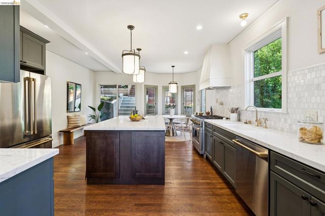 6019 CHABOLYN TER, Berkeley, CA 94618