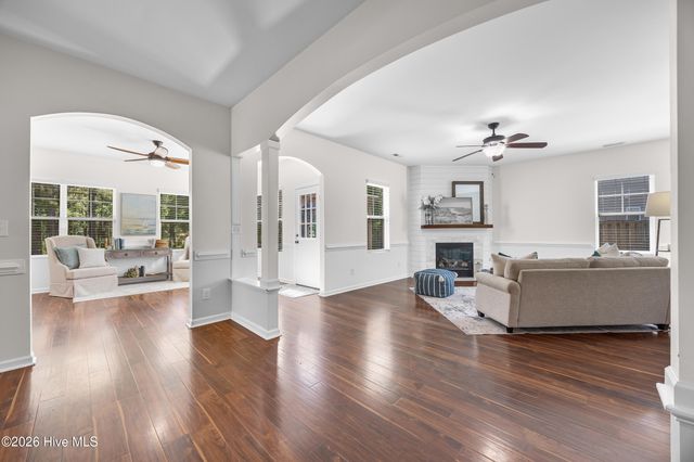 105 Pagoda Court, Hampstead, NC 28443