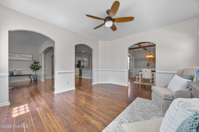 105 Pagoda Court, Hampstead, NC 28443