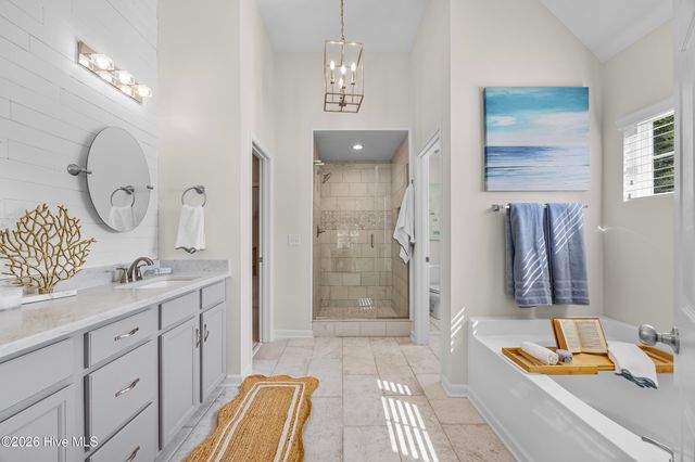 105 Pagoda Court, Hampstead, NC 28443