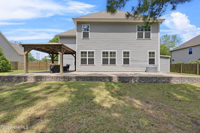 105 Pagoda Court, Hampstead, NC 28443