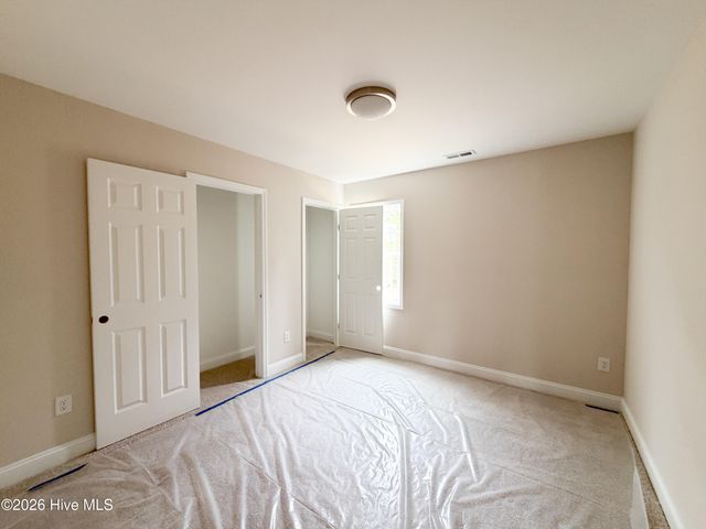 102 Rolling Water Lane, Swansboro, NC 28584