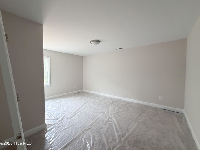 102 Rolling Water Lane, Swansboro, NC 28584