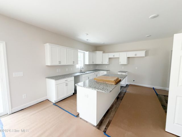 102 Rolling Water Lane, Swansboro, NC 28584