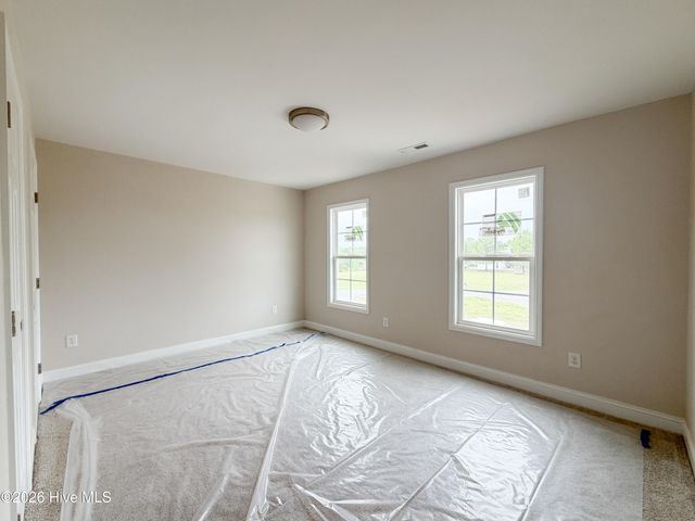 102 Rolling Water Lane, Swansboro, NC 28584