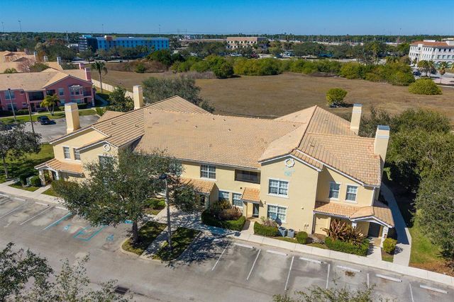 158 SW Peacock Blvd Apt 30-104 St, Port St Lucie, FL 34986