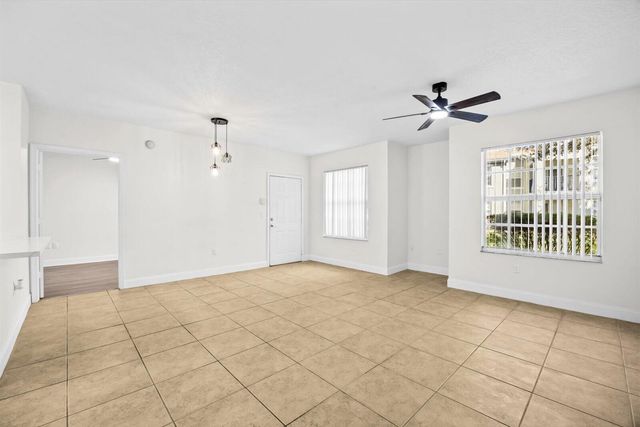 158 SW Peacock Blvd Apt 30-104 St, Port St Lucie, FL 34986