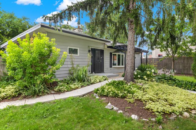 268 N Bonnie Brae Avenue, Elmhurst, IL 60126