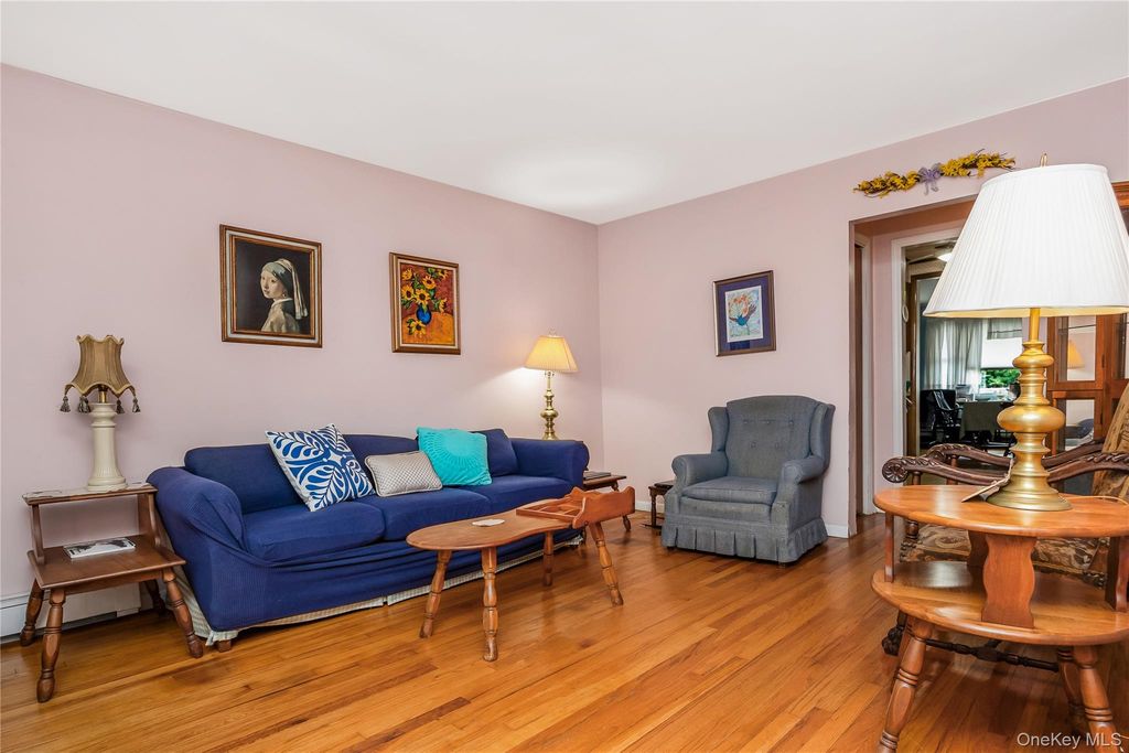 4 Barnstable Road, East Rockaway, NY 11518 — photo 3