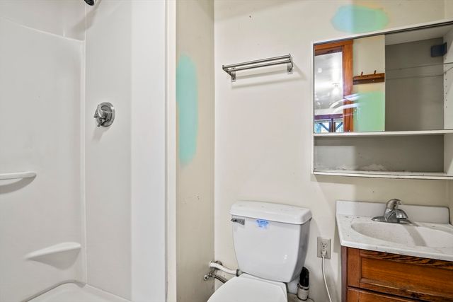 55 Putney Road, Leverett, MA 01054