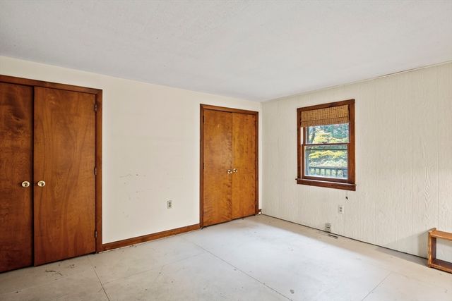 55 Putney Road, Leverett, MA 01054