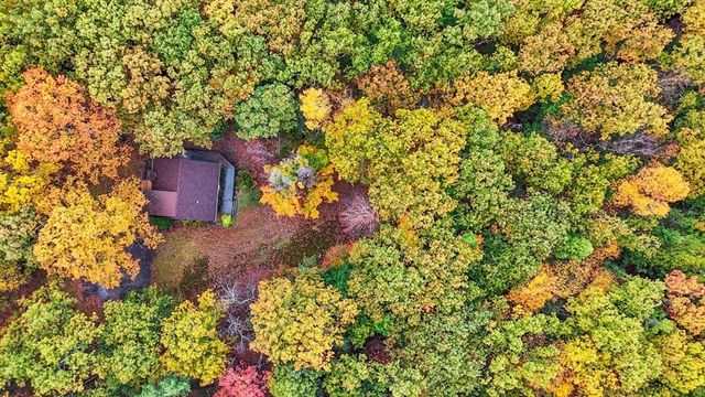 55 Putney Road, Leverett, MA 01054