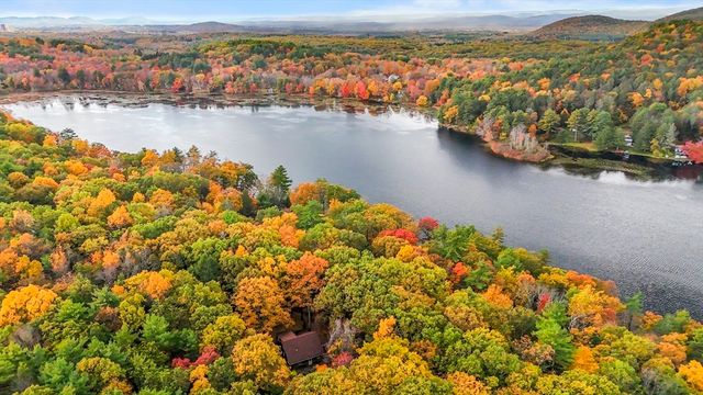 55 Putney Road, Leverett, MA 01054