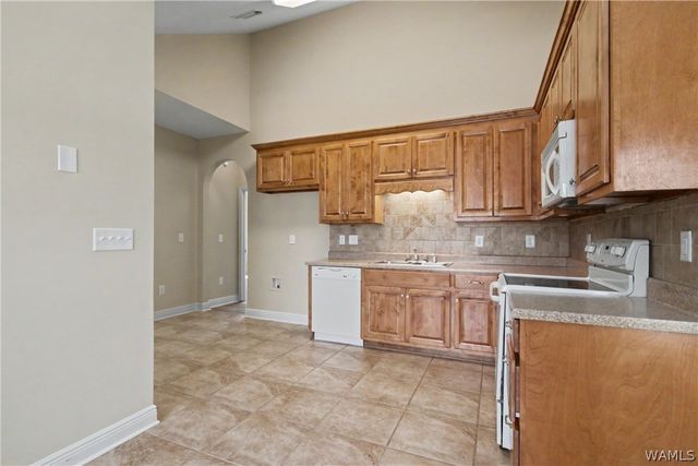 12609 Mill Creek, Northport, AL 35473