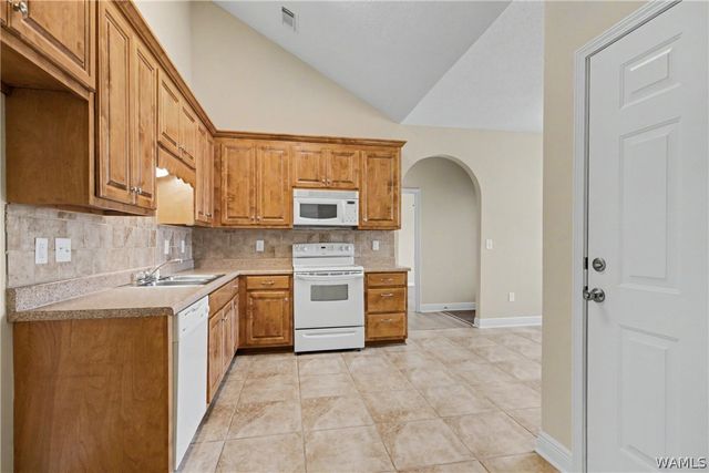 12609 Mill Creek, Northport, AL 35473