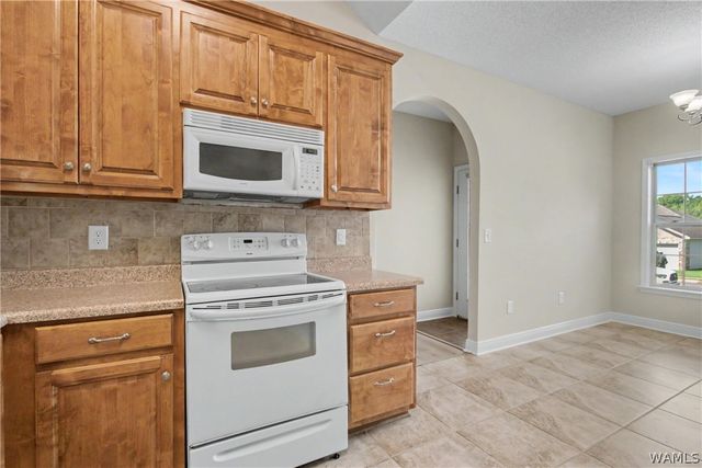 12609 Mill Creek, Northport, AL 35473