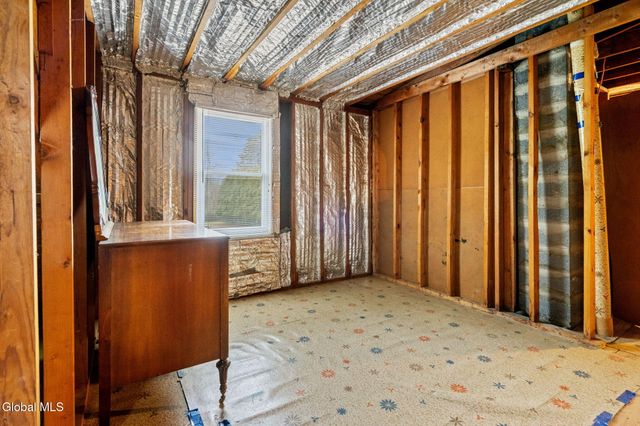 1021 Dunnsville Road, Rotterdam, NY 12306