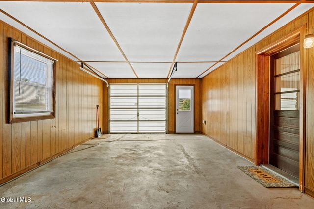 1021 Dunnsville Road, Rotterdam, NY 12306