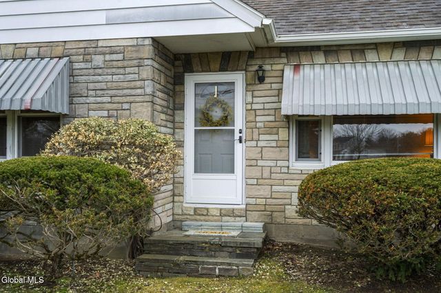 1021 Dunnsville Road, Rotterdam, NY 12306