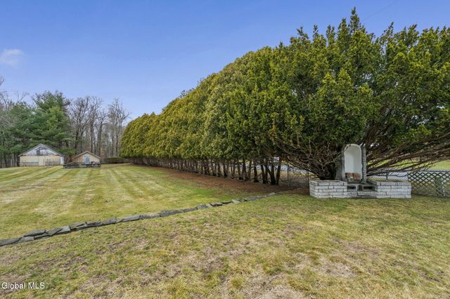 1021 Dunnsville Road, Rotterdam, NY 12306