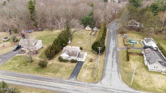 1021 Dunnsville Road, Rotterdam, NY 12306