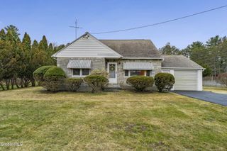 1021 Dunnsville Road, Rotterdam, NY 12306