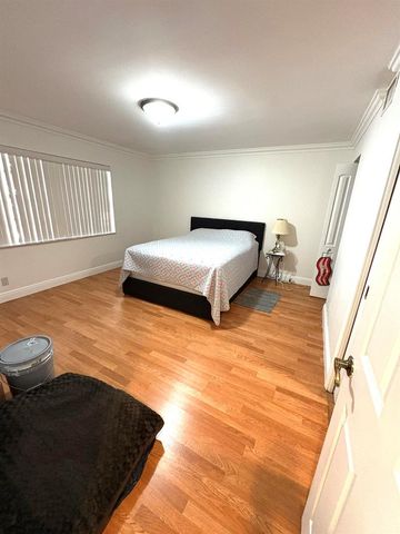 1400 NW 45th Street B7, Deerfield Beach, FL 33064